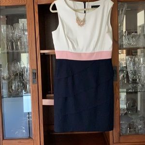 Pretty spring dress size 14